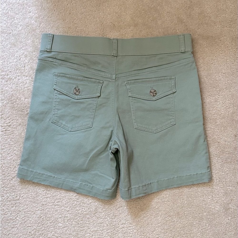 Gloria Vanderbilt Shape Effect High Rise Shorts size 10 P - Picture 7 of 10